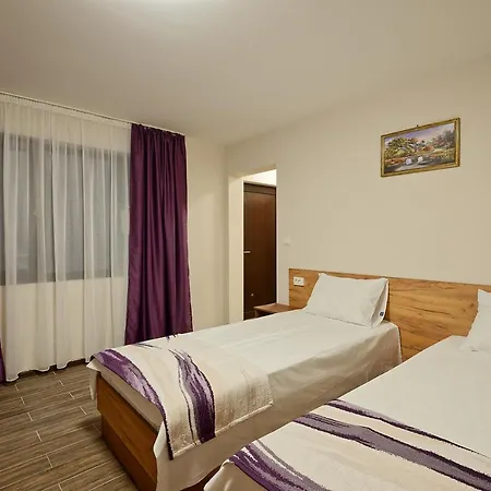 комплекс колонада 招待所 希萨里亚