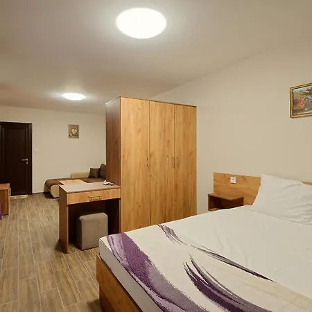 комплекс колонада