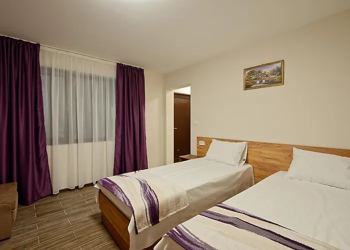 комплекс колонада Къща за гости Хисаря